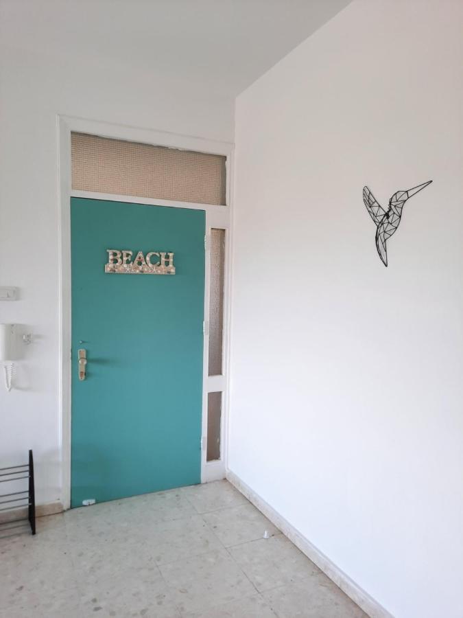 Sea-Esta Seaview Apartment, 200 Meters To The Beach Larnaca Extérieur photo