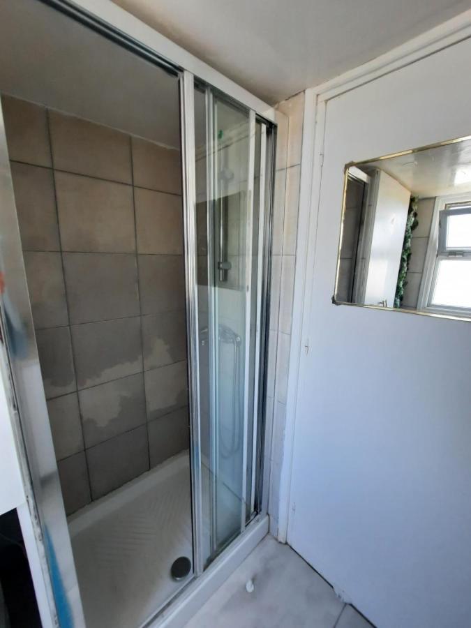 Sea-Esta Seaview Apartment, 200 Meters To The Beach Larnaca Extérieur photo